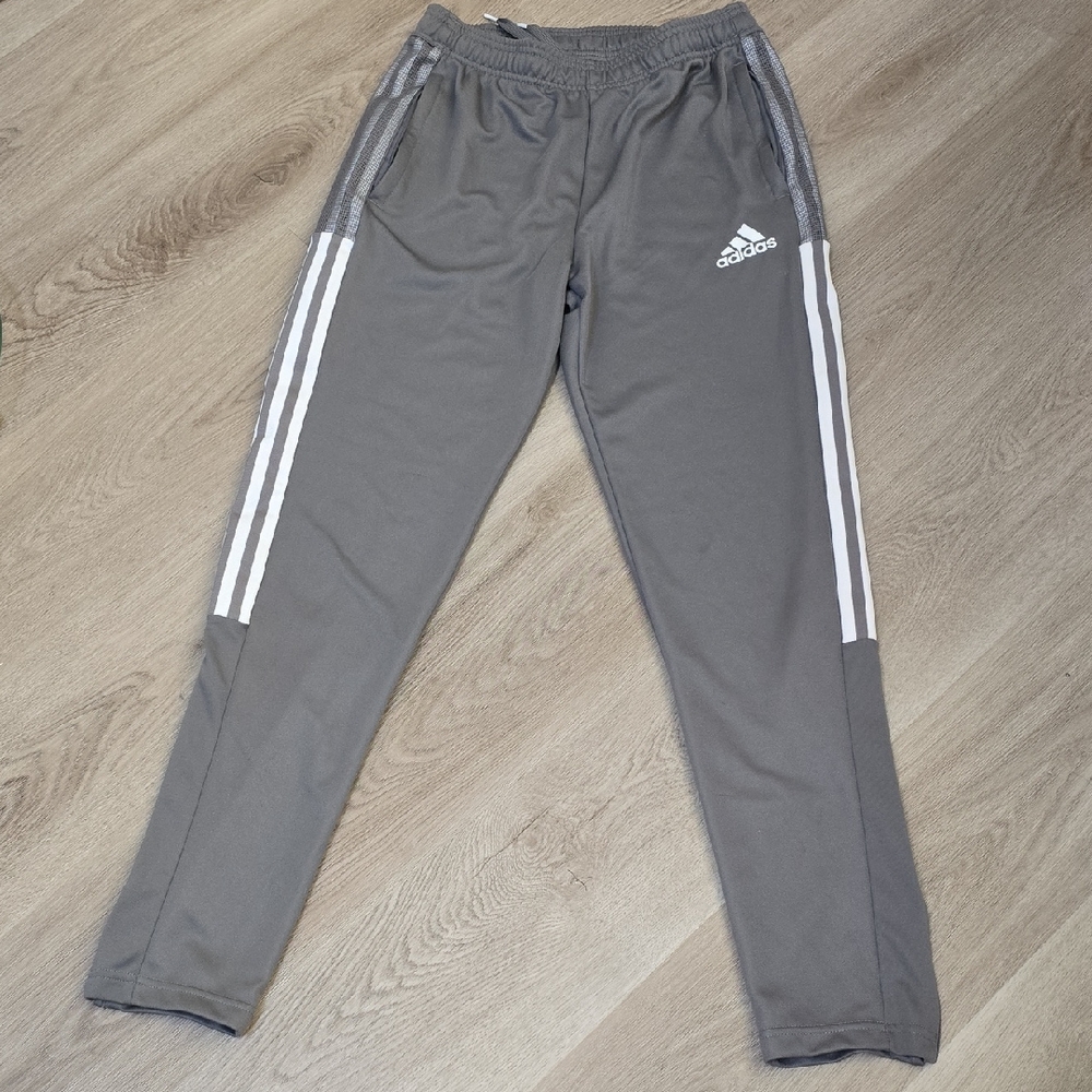 Adidas Aeroready Boys Sweatpants - sz 13/14Y